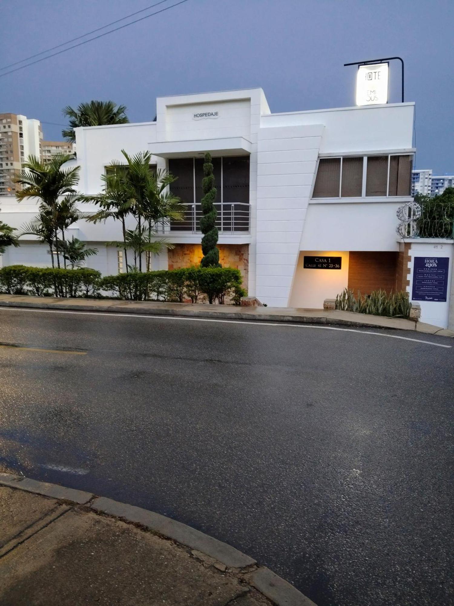 Hotel Premium House Floridablanca Exterior photo